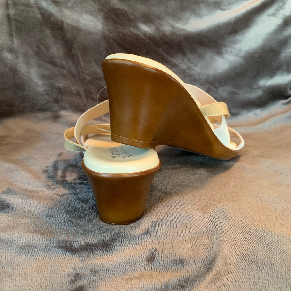 ITALIAN SHOEMAKERS Flex Lorel Slide Wedge Sandal - Picture 8 of 10